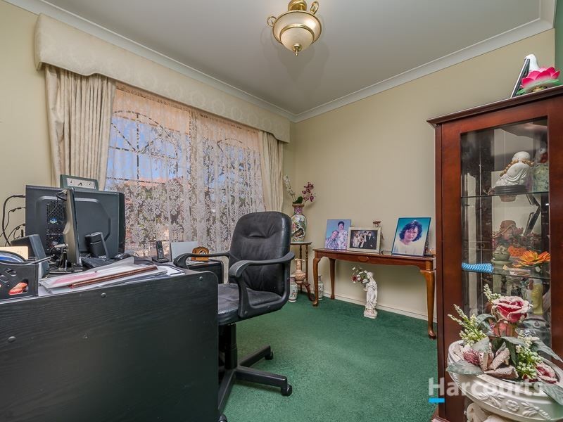 28 Miramare Boulevard, Currambine WA 6028