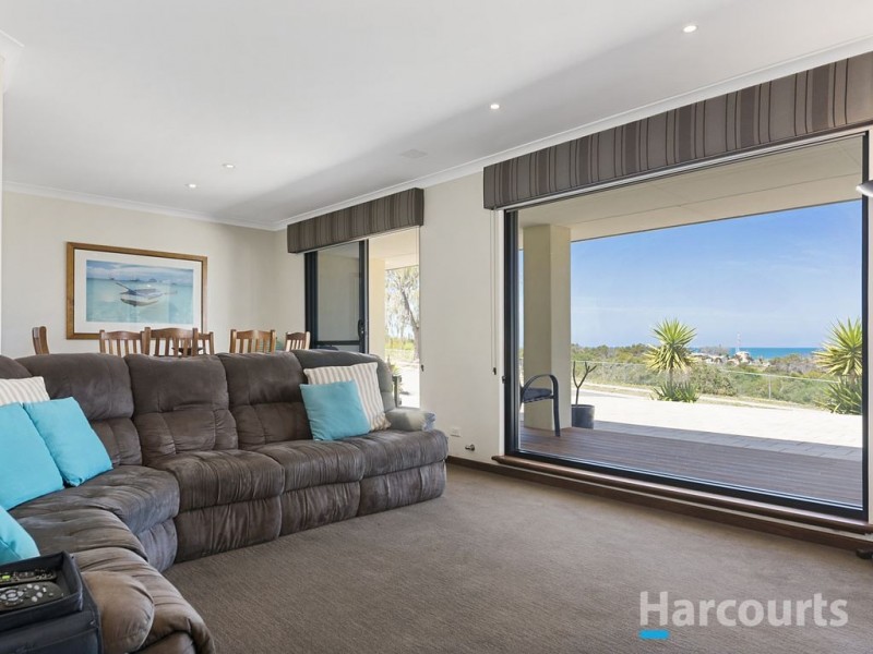 48 Southern Cross Circle, Ocean Reef WA 6027