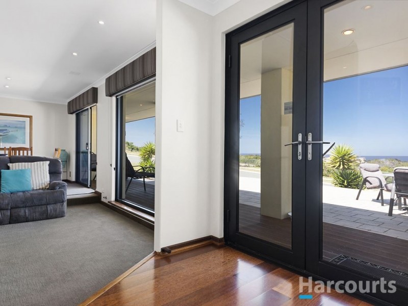 48 Southern Cross Circle, Ocean Reef WA 6027