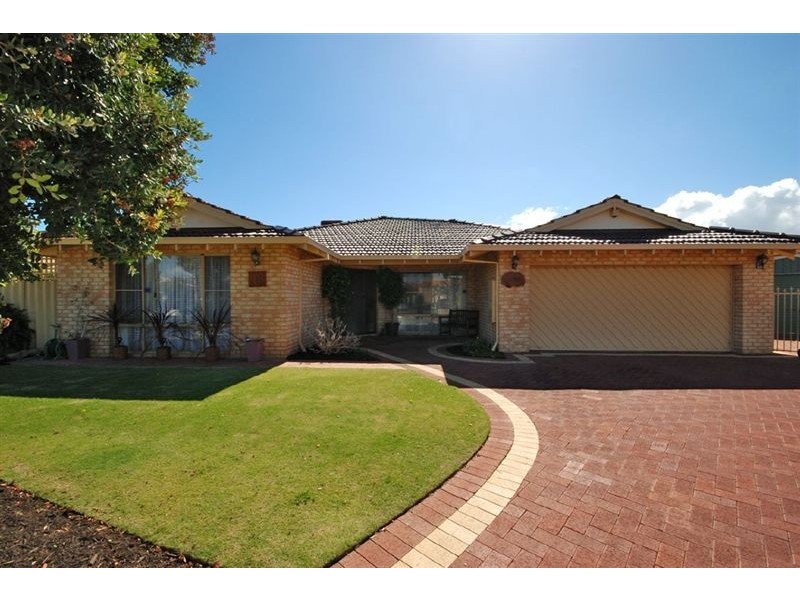 18 Westwind Place, Currambine WA 6028