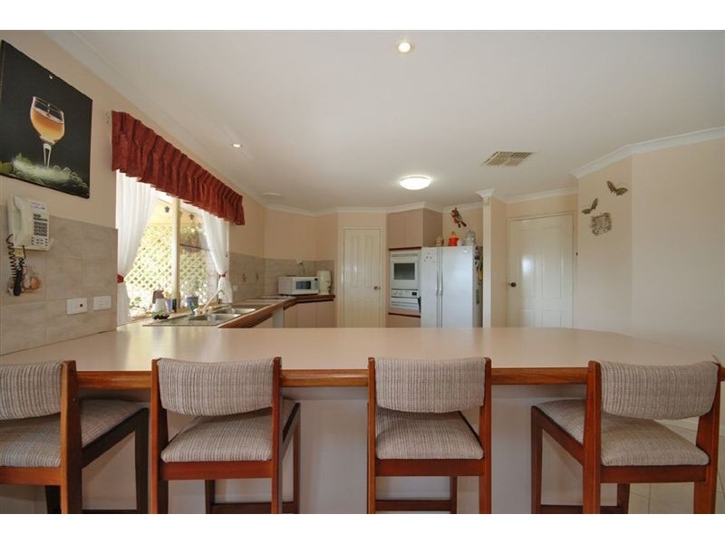 18 Westwind Place, Currambine WA 6028