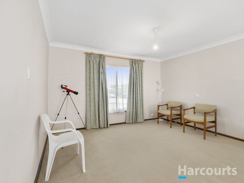 19 Graham Road, Quinns Rocks WA 6030