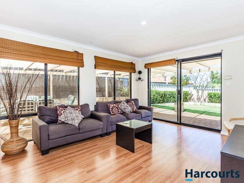 4 Everett Lane, Currambine WA 6028