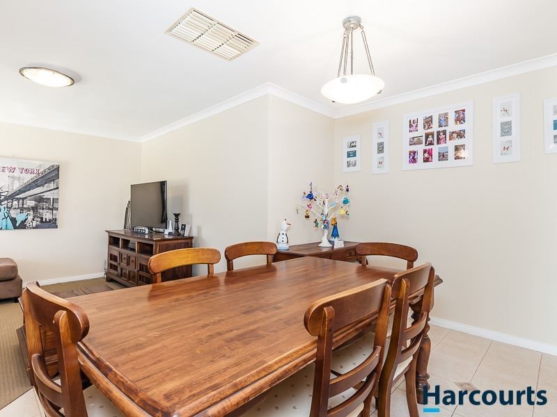 4 Everett Lane, Currambine WA 6028