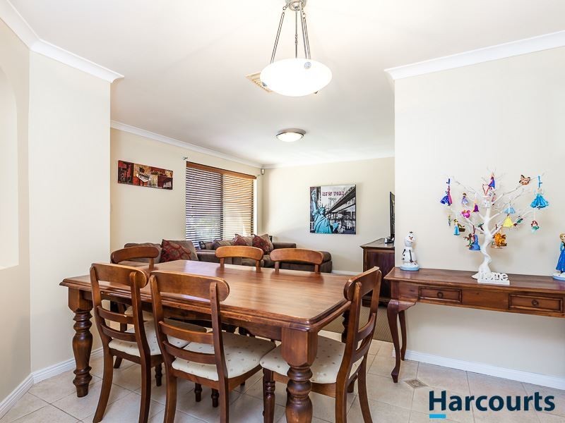 4 Everett Lane, Currambine WA 6028