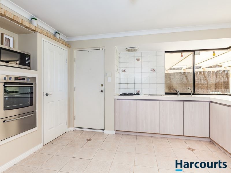 4 Everett Lane, Currambine WA 6028