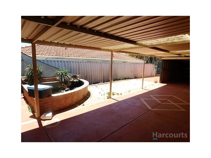 5 Mist Place, Banksia Grove WA 6031