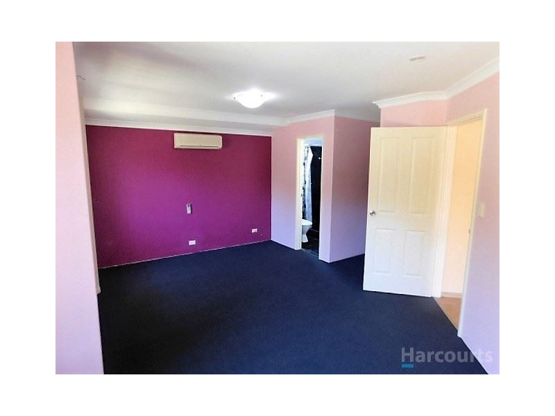 5 Mist Place, Banksia Grove WA 6031