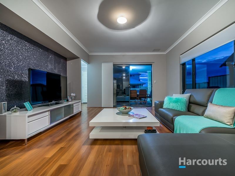 17 Las Ramblas Circle, Clarkson WA 6030