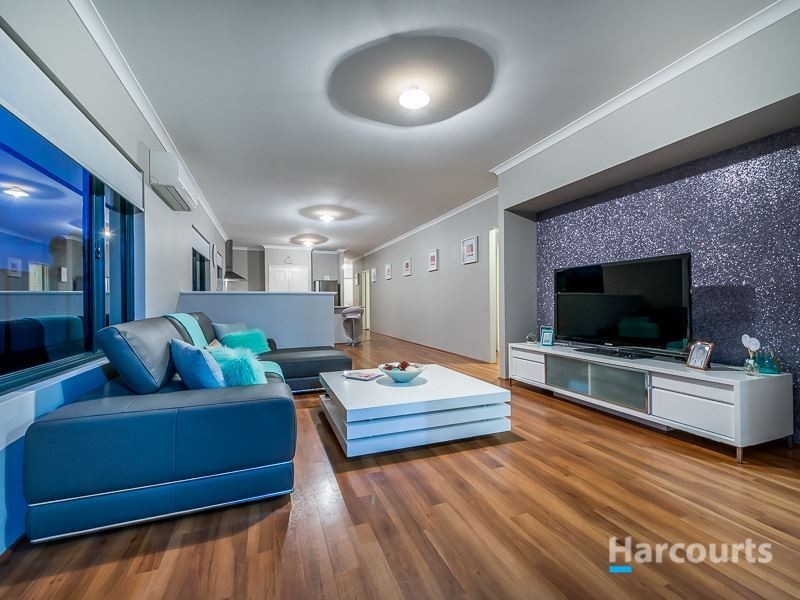 17 Las Ramblas Circle, Clarkson WA 6030