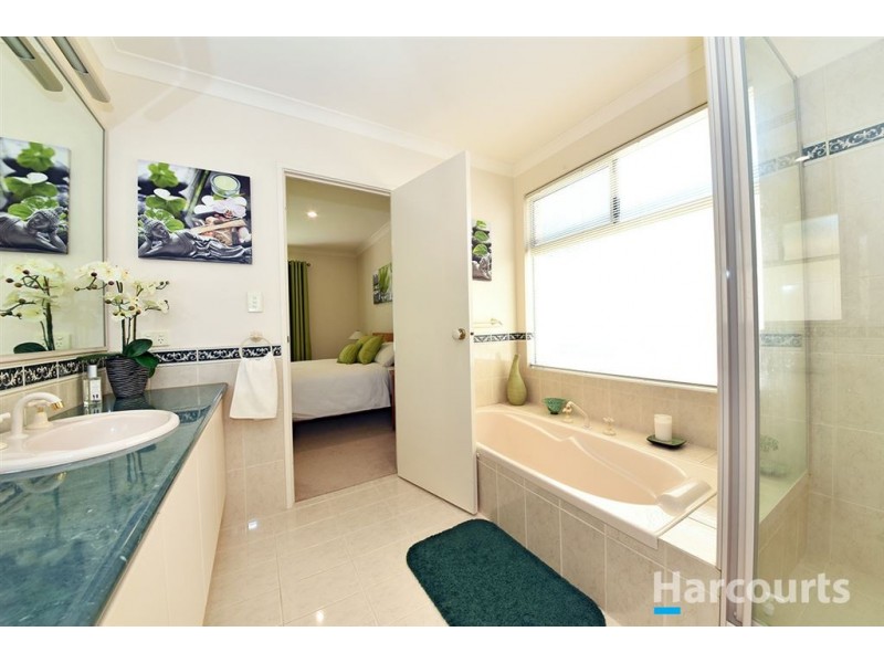 5 First Avenue, Burns Beach WA 6028