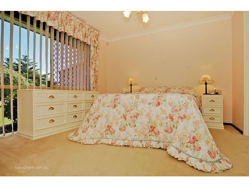 9B Spur Court, Ocean Reef WA 6027