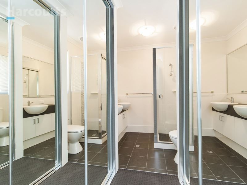 4/34 Willespie Drive, Pearsall WA 6065