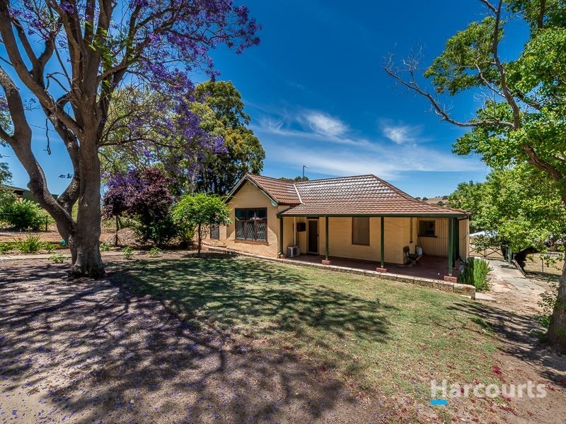92 Robinson Street, Gingin WA 6503