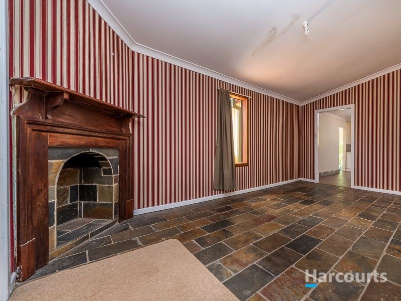 92 Robinson Street, Gingin WA 6503