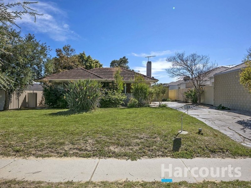 29 Robertsbridge Road, Nollamara WA 6061