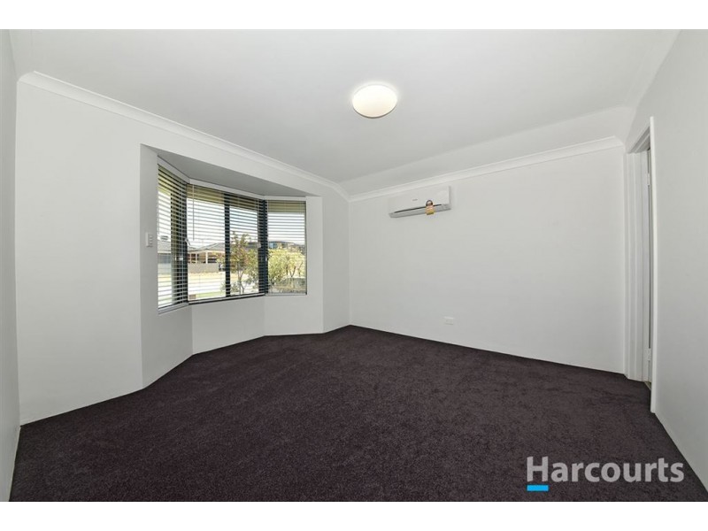 16 Pennine Pass, Merriwa WA 6030