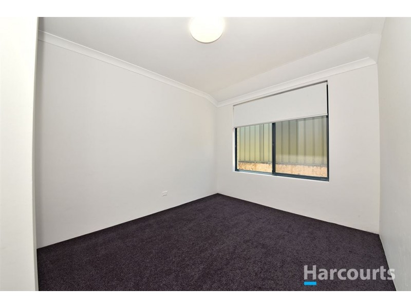 16 Pennine Pass, Merriwa WA 6030