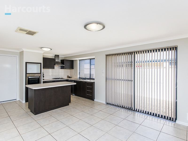 9 Kansas Lane, Hocking WA 6065