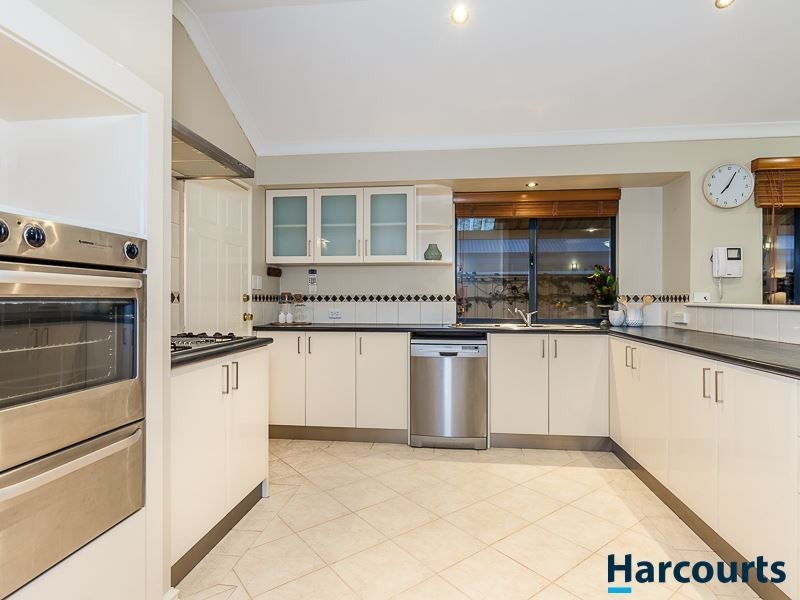 4 Soho Lane, Currambine WA 6028