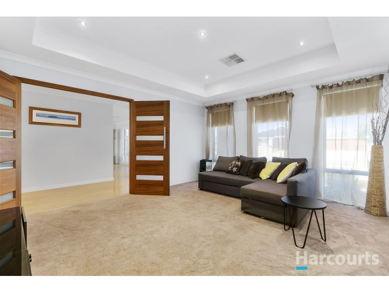 232 Santa Barbara Parade, Jindalee WA 6036