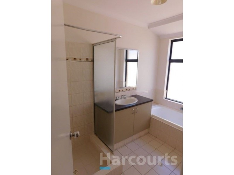 23 Van Gogh Road, Tapping WA 6065