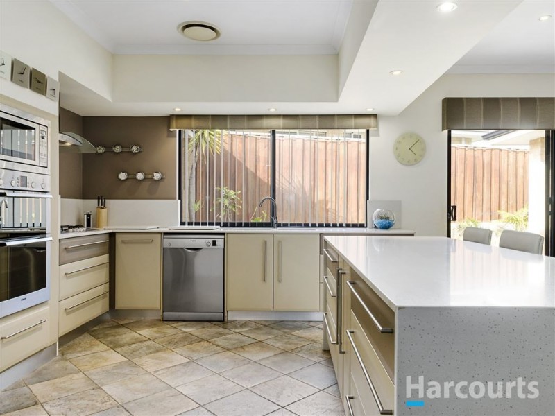 34 Dumaresq Loop, Quinns Rocks WA 6030