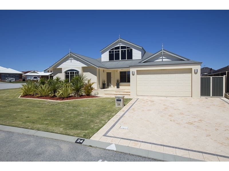 24 Dumaresq Loop, Quinns Rocks WA 6030