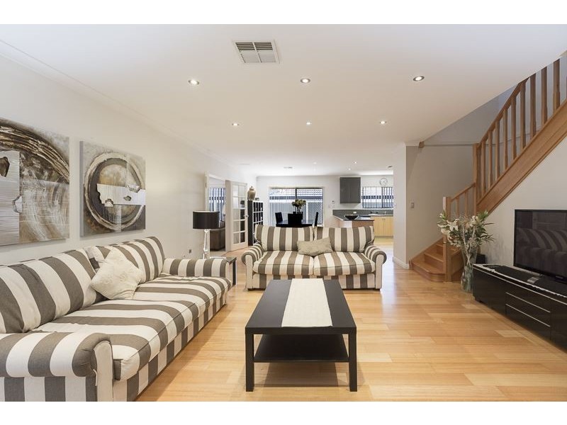 24 Dumaresq Loop, Quinns Rocks WA 6030