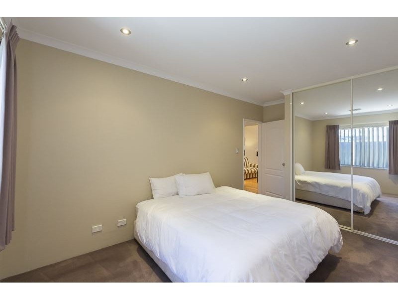 24 Dumaresq Loop, Quinns Rocks WA 6030