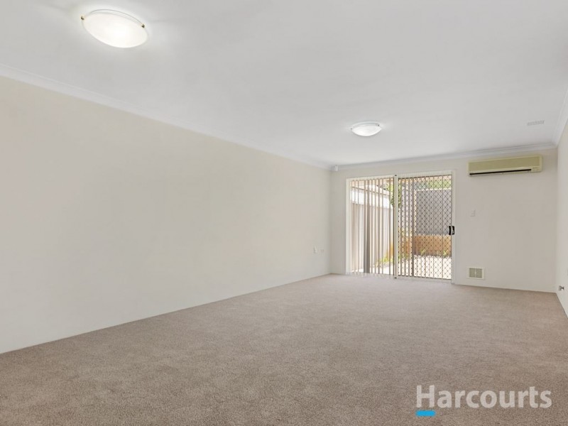 Villa 17/3A Moolanda Boulevard, Kingsley WA 6026