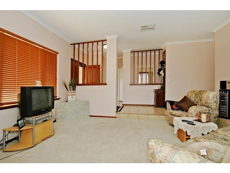 4 Catania Court, Mindarie WA 6030