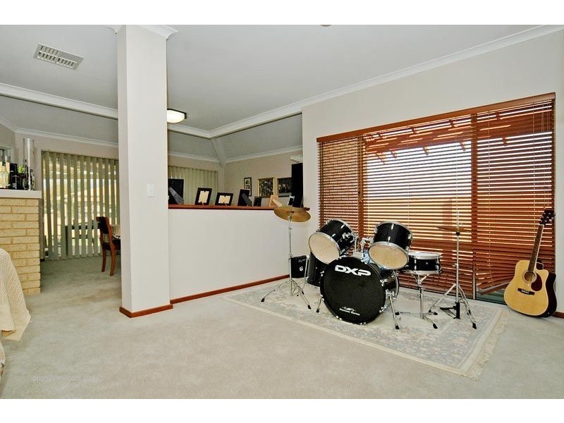 4 Catania Court, Mindarie WA 6030