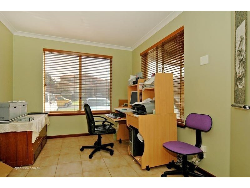 4 Catania Court, Mindarie WA 6030