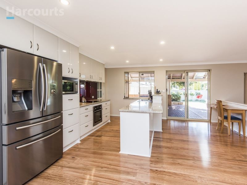19 Bembridge Loop, Hocking WA 6065