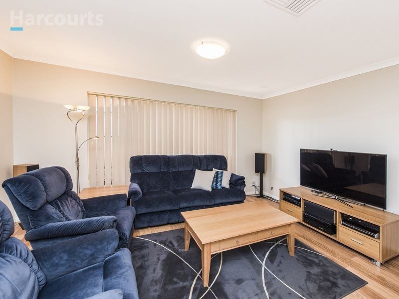 19 Bembridge Loop, Hocking WA 6065