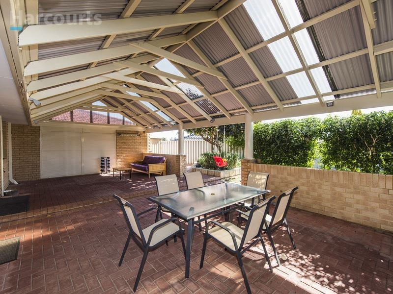 19 Bembridge Loop, Hocking WA 6065