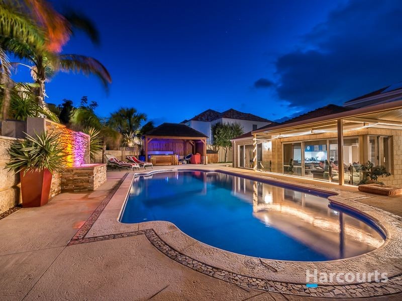 32 Mainsail Drive, Ocean Reef WA 6027