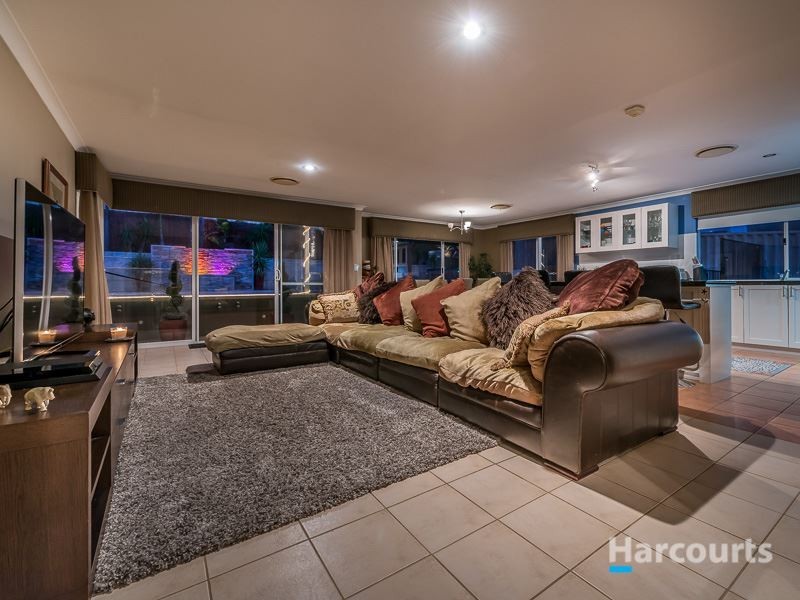 32 Mainsail Drive, Ocean Reef WA 6027