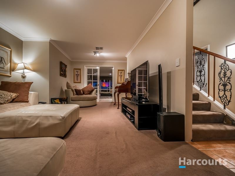 32 Mainsail Drive, Ocean Reef WA 6027