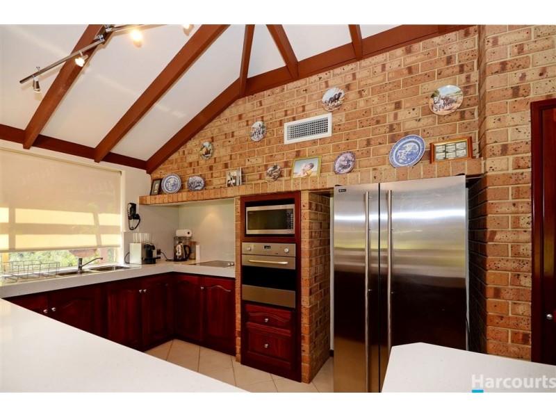 14 Lacey Road, Carabooda WA 6033