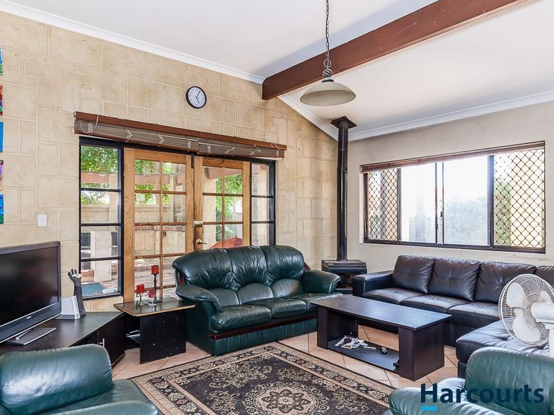 7 Gardiner Heights, Kinross WA 6028