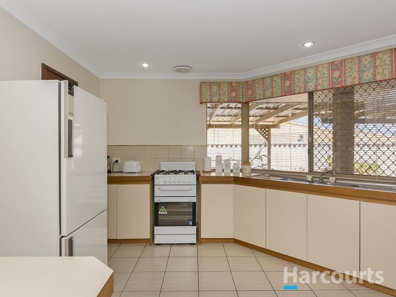 8 Vaal Grove, Joondalup WA 6027