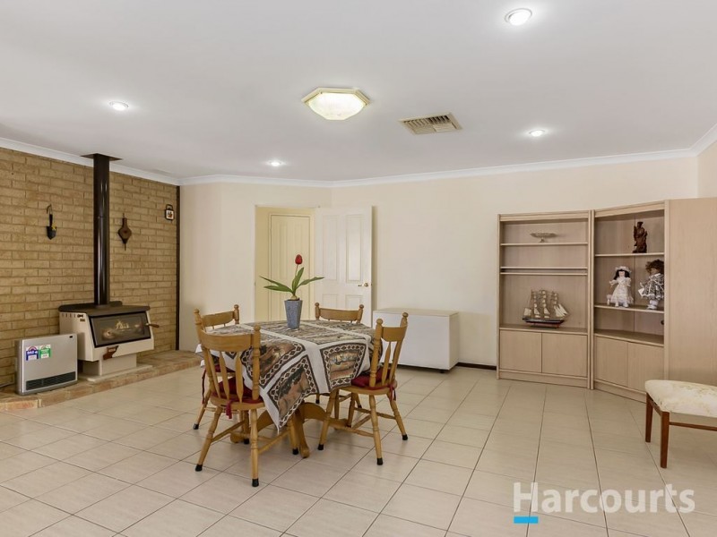 8 Vaal Grove, Joondalup WA 6027