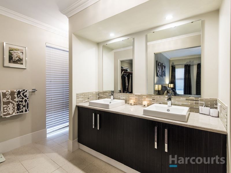 35 Mattingleys Approach, Burns Beach WA 6028