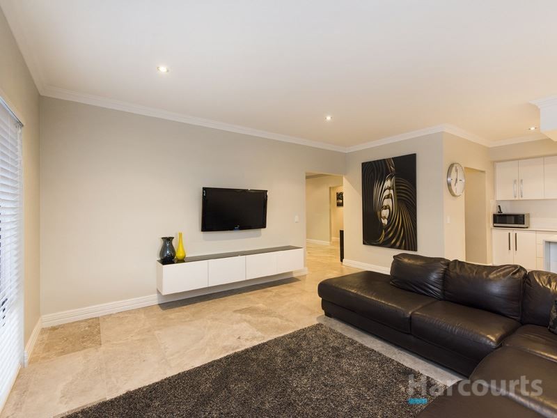 35 Mattingleys Approach, Burns Beach WA 6028