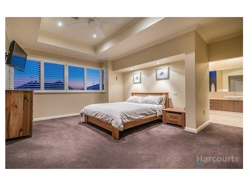 8 Fourmile Avenue, Burns Beach WA 6028