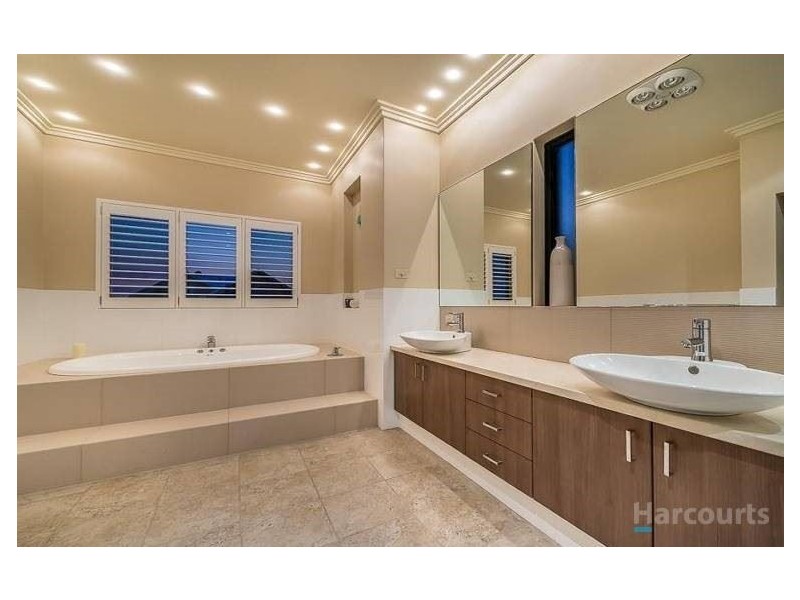 8 Fourmile Avenue, Burns Beach WA 6028