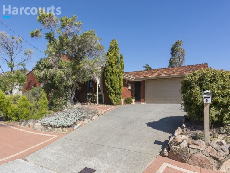 8 Wentworth Way, Padbury WA 6025