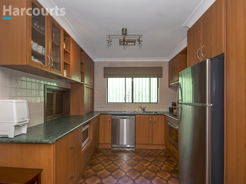 8 Wentworth Way, Padbury WA 6025